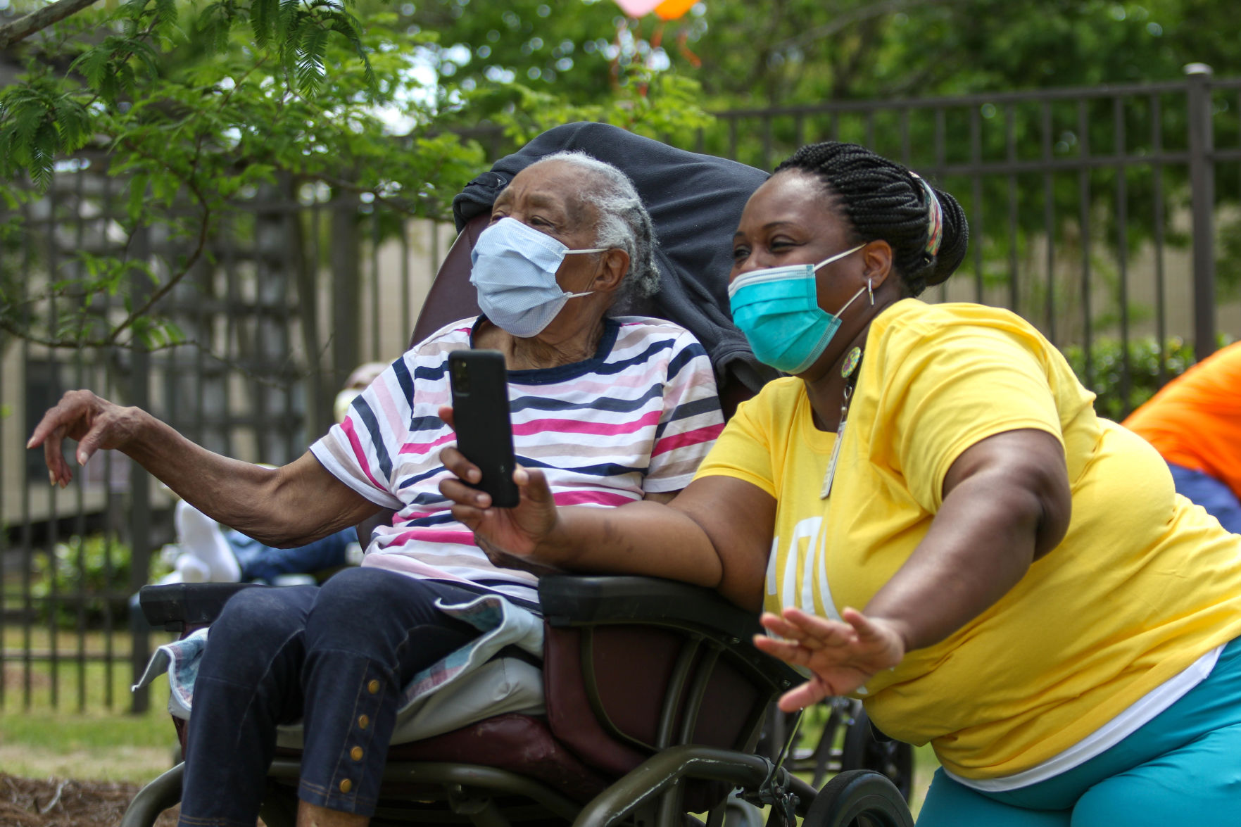Car parade for Oak Park Nursing Home and Independent Living Community residents